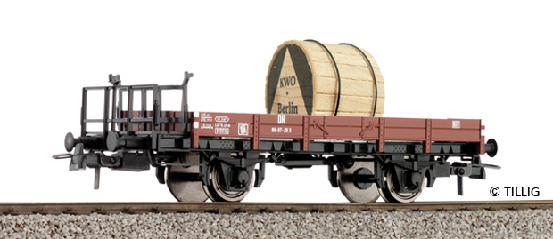 2-axle Low sided gondola car loaded with cable roller &quot;KWO Berlin&quot; with new running number<br /><a href='images/pictures/Sachsenmodelle/76506.jpg' target='_blank'>Full size image</a>